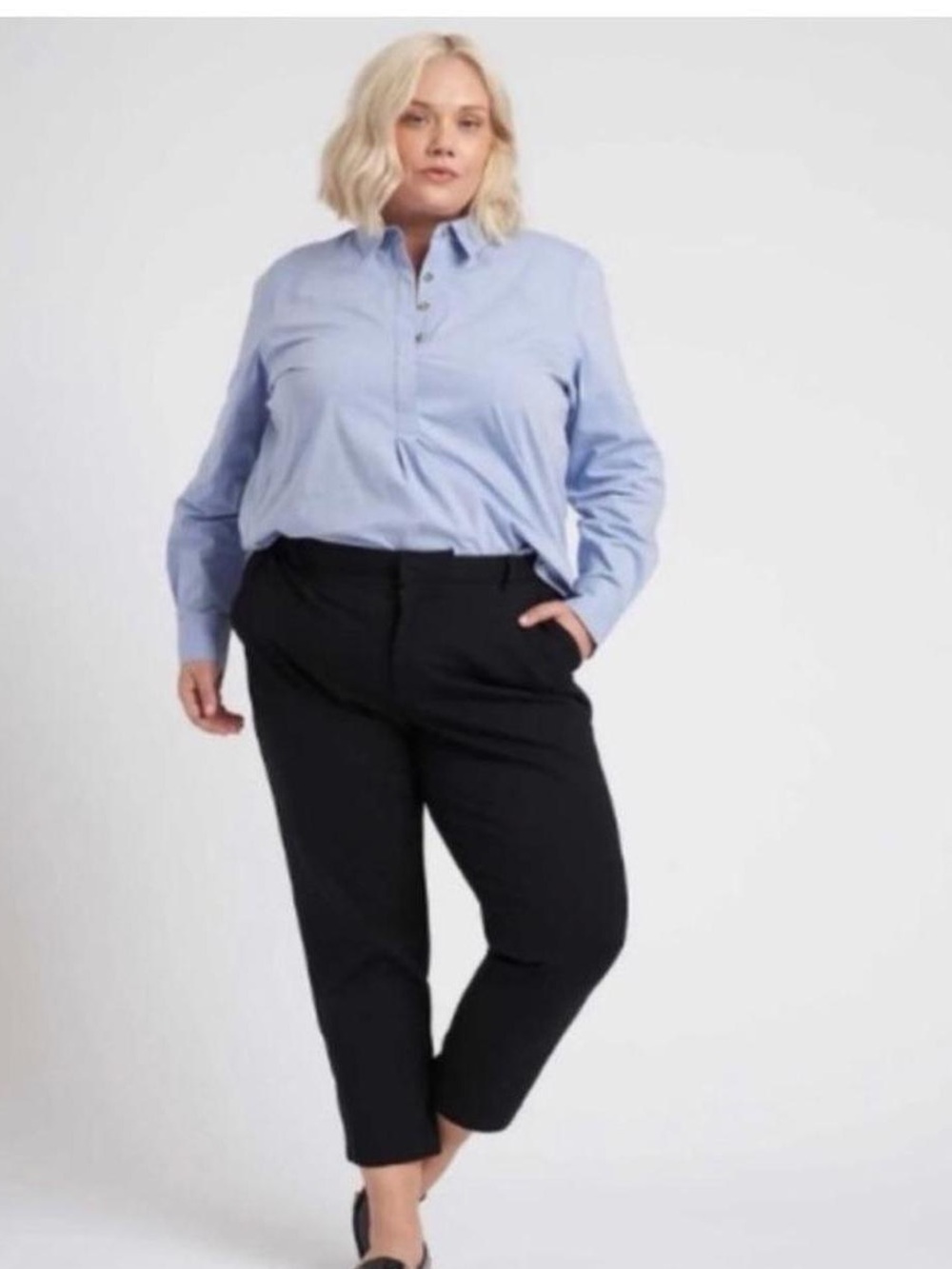 Universal Standard Cigarette Business Plus-Size Black Tapered Ankle Pants